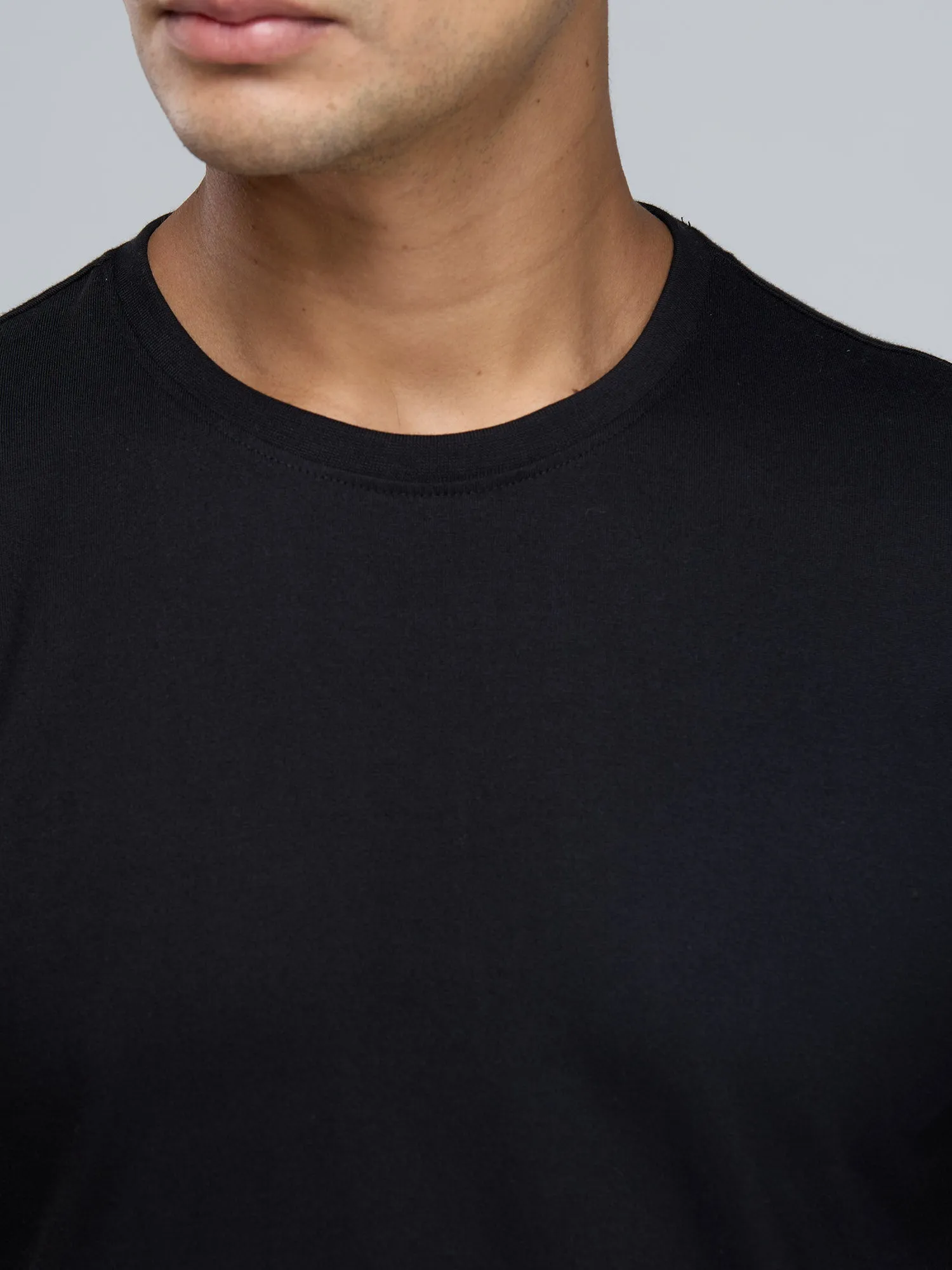 Black Supima Crew Neck T-shirt - Relaxed Fit