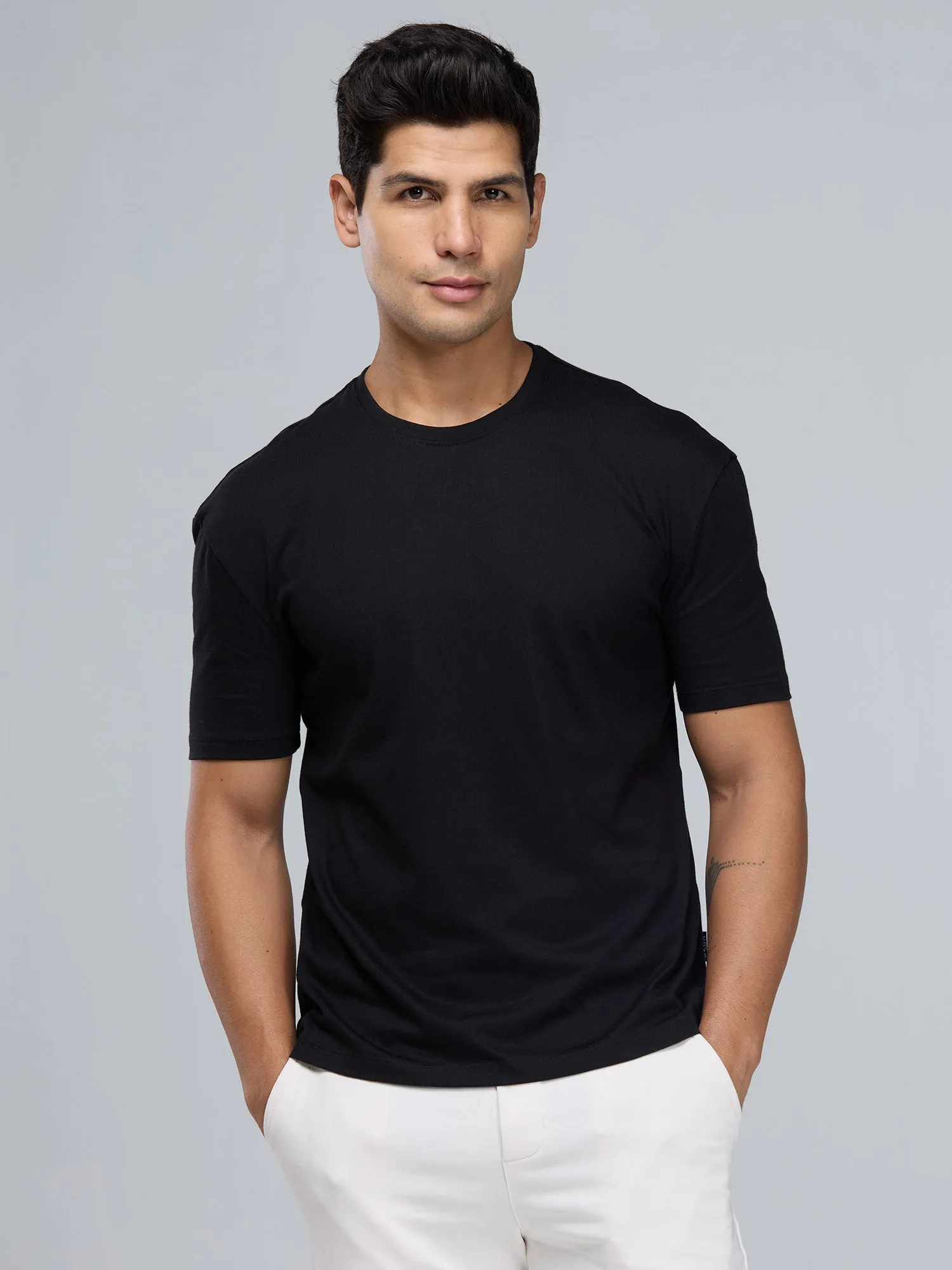 Black Supima Crew Neck T-shirt - Relaxed Fit