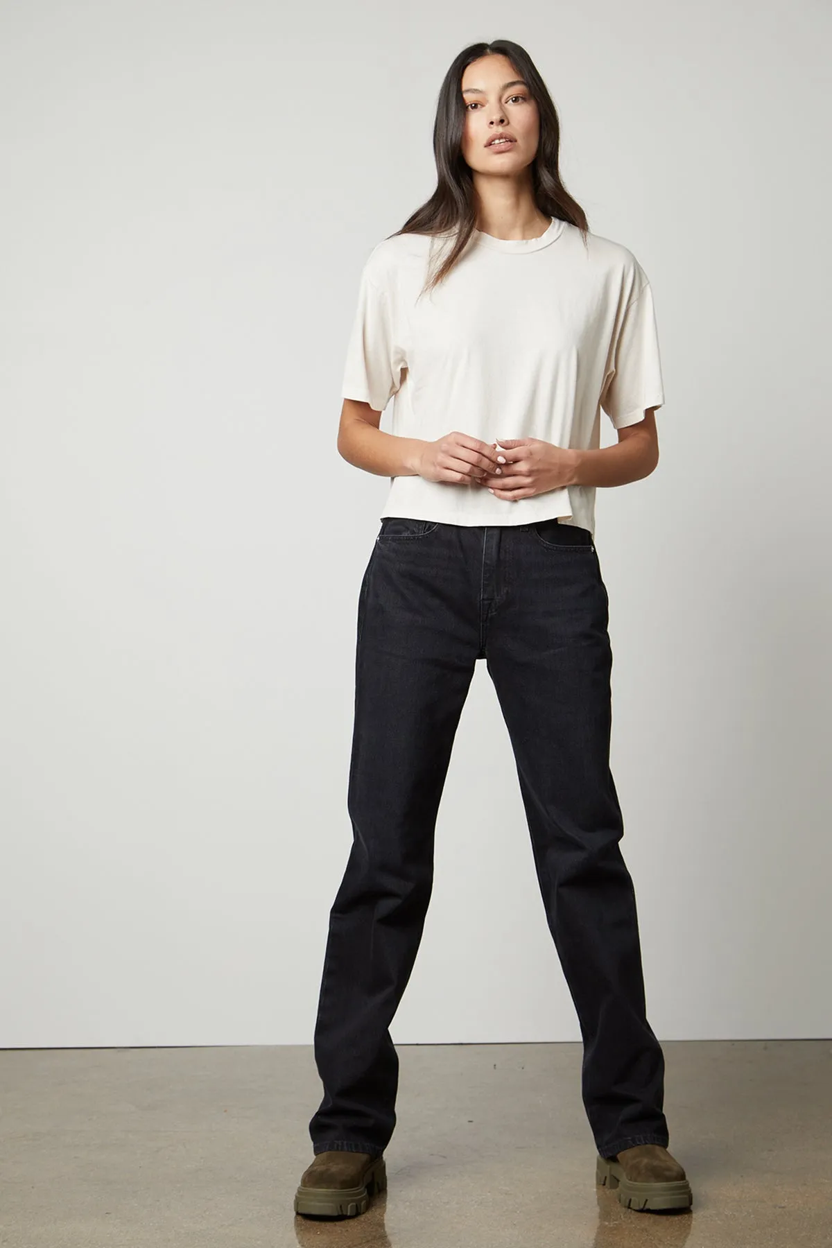 CLARAH CREW NECK TEE