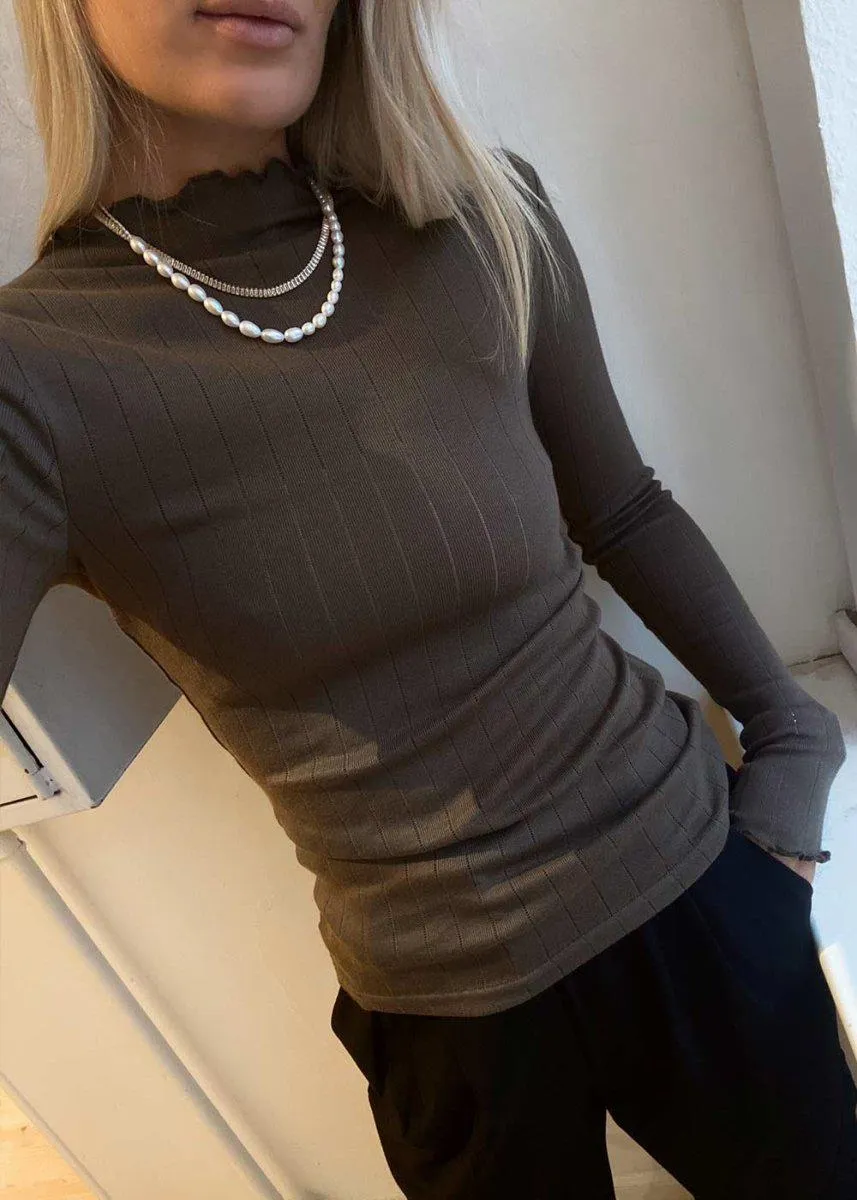 Issy t-neck - Espresso