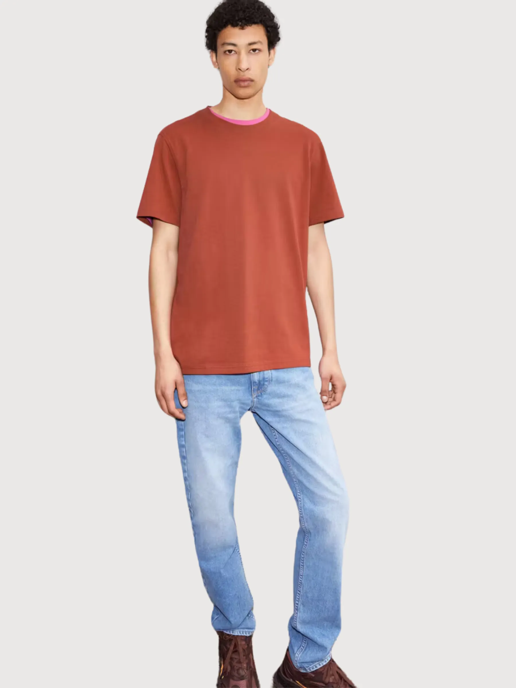 Maarkos T-Shirt Man Dark Amber | Armedangels